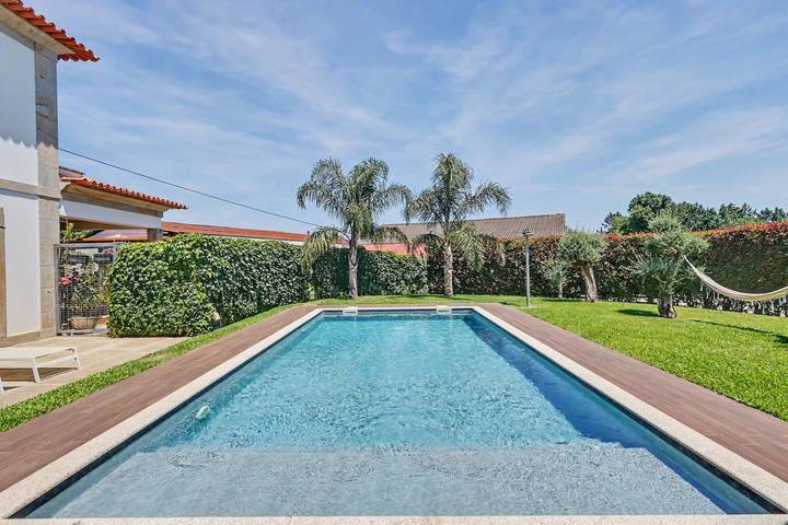 Casa de férias para 4 pessoas, com Jardim