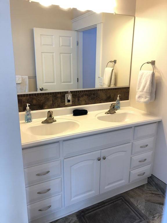 Neu renovierte University of Cincinnati, Krankenhäuser und Downtown in Cincinnati, Hamilton County (OH)