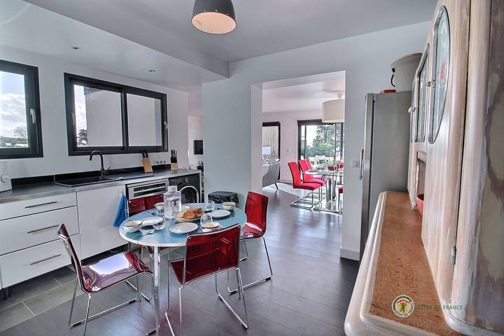 Gîte pour 7 personnes, avec terrasse et jardin dans Plage de Port-Mabo - 3