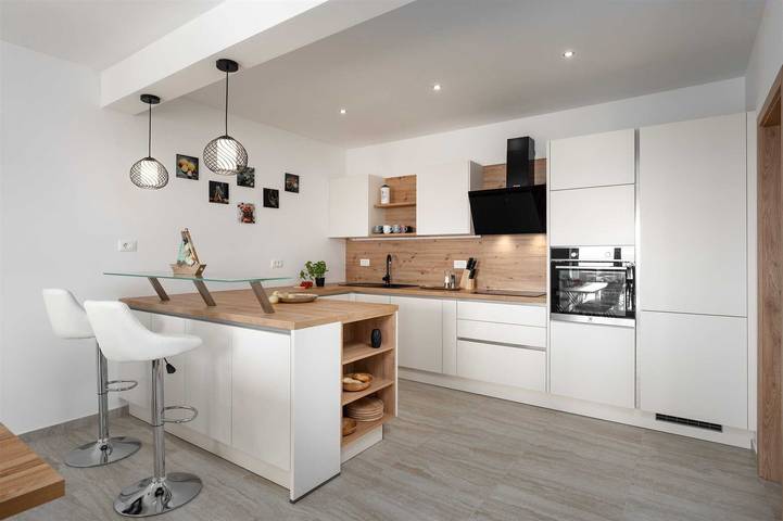 Villa für 6 Personen, mit Sauna und Pool sowie Meerblick und Garten, kinderfreundlich in Kroatien - 3