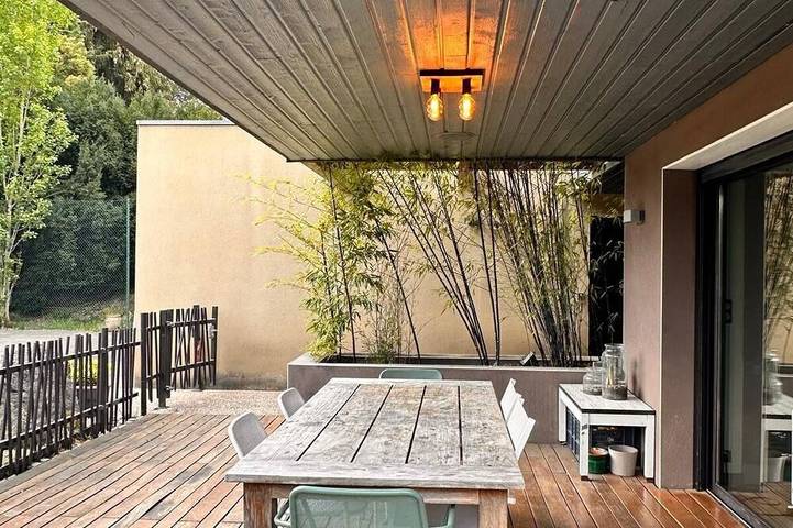 Location de vacances pour 9 personnes, avec jacuzzi à Odos
