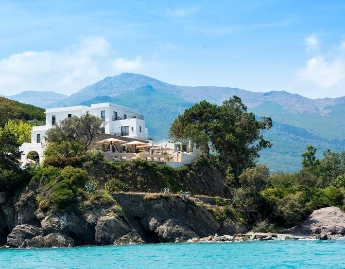 Hôtel pour 2 personnes, avec piscine ainsi que jardin et sauna