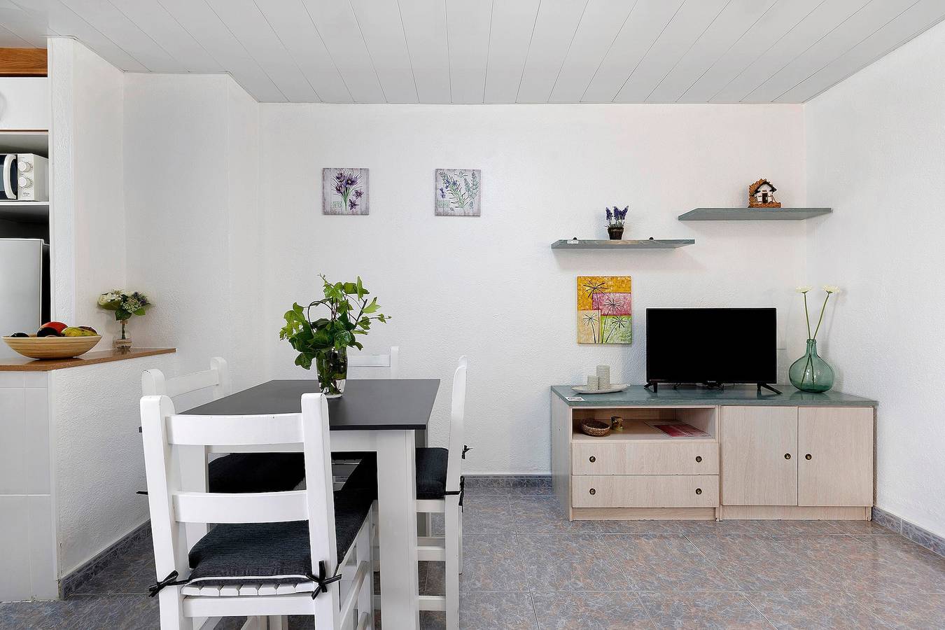 Ganze Wohnung, Apartment 'Cristina' mit privater Terrasse, Wlan und Klimaanlage in Terres de l'Ebre, Delta de l'Ebre