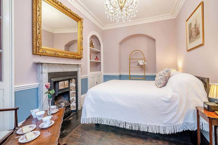 4 Schlafzimmer Unterkunft in Wells in Wells, Somerset