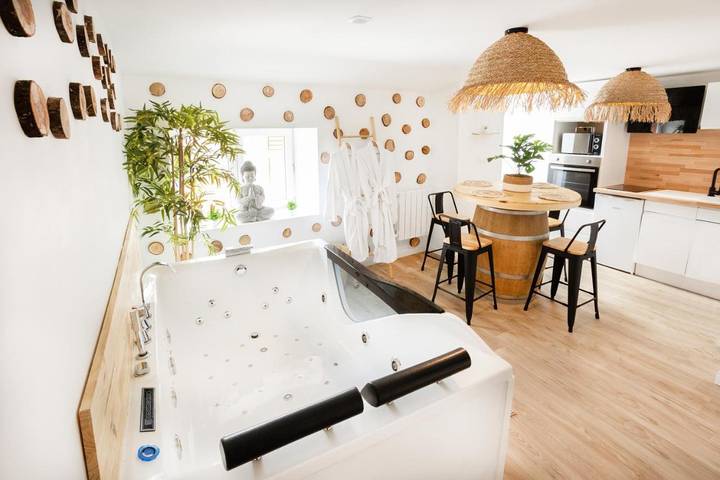 Appartement de vacances pour 2 personnes, avec jacuzzi et terrasse