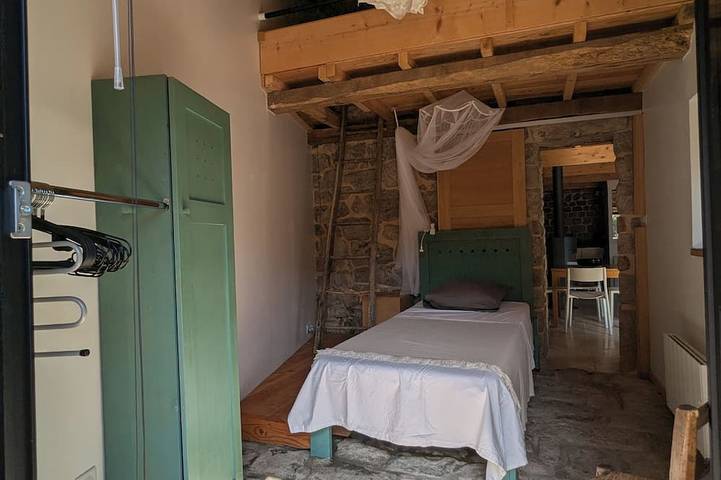 Location de vacances pour 4 personnes, avec jardin et terrasse à Burzet - 3