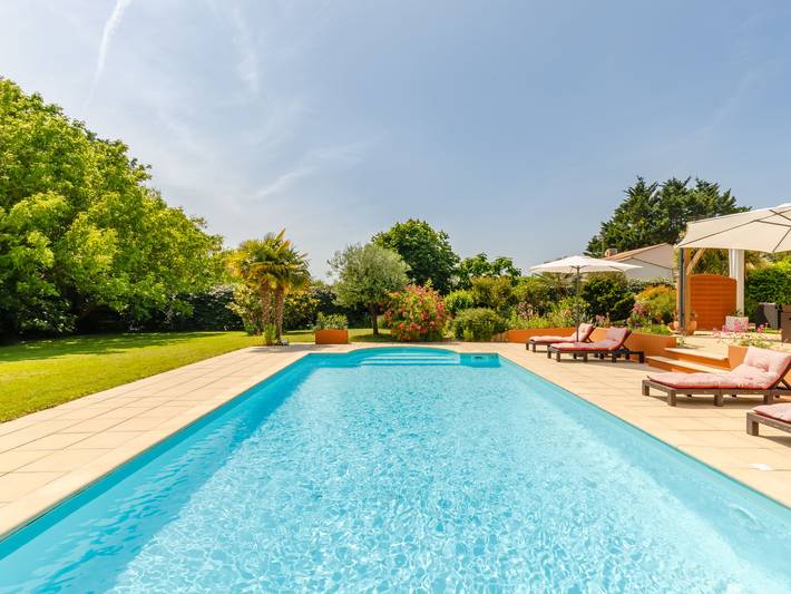 Location de vacances pour 8 personnes, avec jardin et piscine, animaux acceptés aux Les Sables-d'Olonne - 3