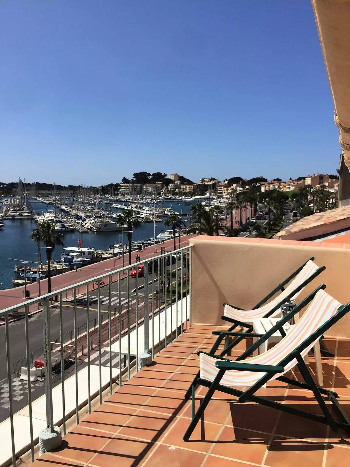 Appartement entier, Appartement bord de mer 2 pièces 4 personnes - Sélection in Bandol, Côte méditerranéenne (France)