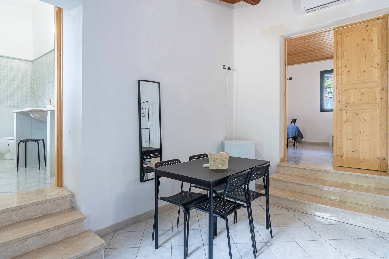 Hel studio-lejlighed, Studio 'Bergamotto - Fiumara Val Di Noto' with Mountain View, Wi-Fi and Air Conditioning in Noto, Noto Området