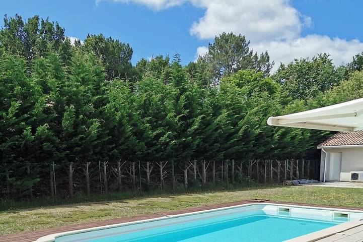 Location de vacances pour 8 personnes, avec Terrasse à Pontenx-les-Forges