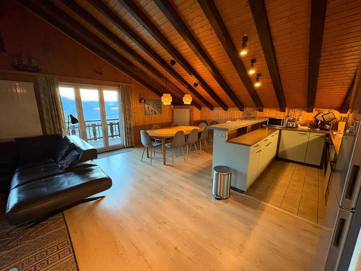 Holiday apartment for 8 people, with balcony - 1