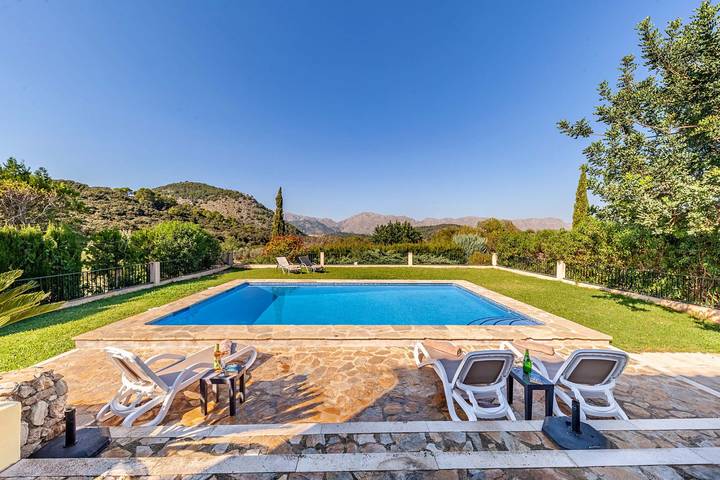 Villa für 8 Personen, mit Terrasse in Pollença