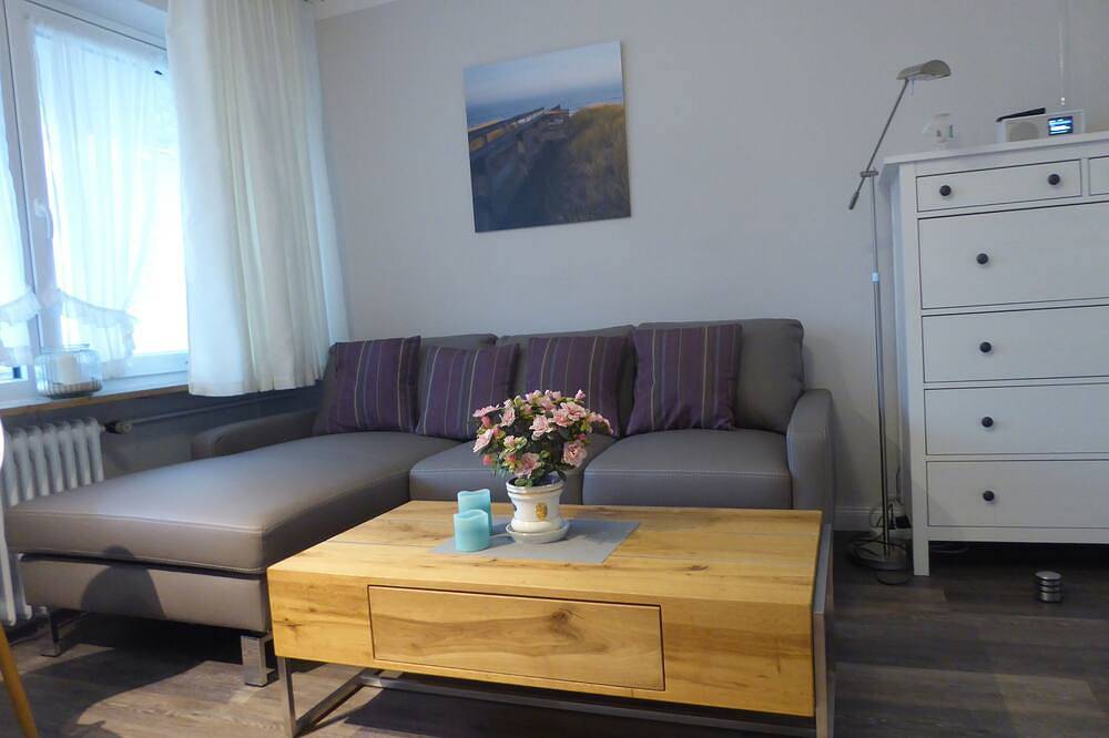 Ganze Wohnung, Gemütliche Ferienwohnung direkt am Strand in Wenningstedt, Sylt