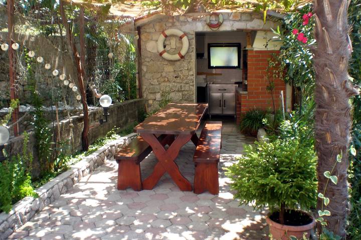 Ferienwohnung für 4 Personen, mit Balkon/Terrasse in Moscenicka Draga