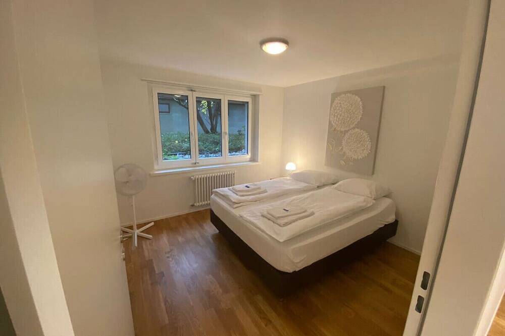 Entire apartment, Amazing 3Br flat in the city center (Sky9) in Zurich, Zurich district