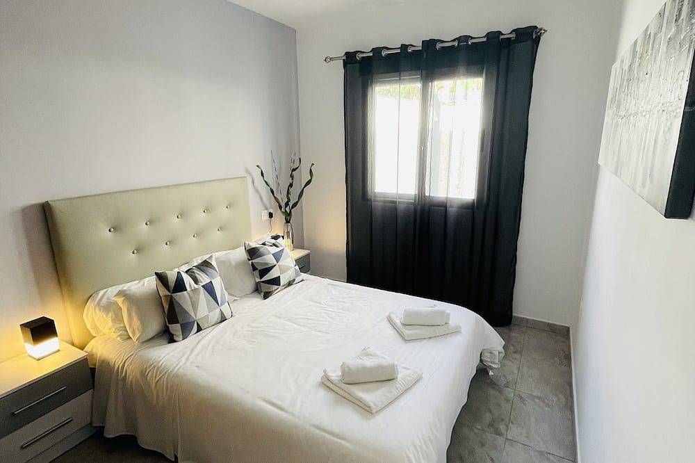 Nueva Villa De Lujo En La Playa Con Piscina Privada, Vista Al Mar, Wifi En Bolnuevo in Mazarrón, Costa Cálida