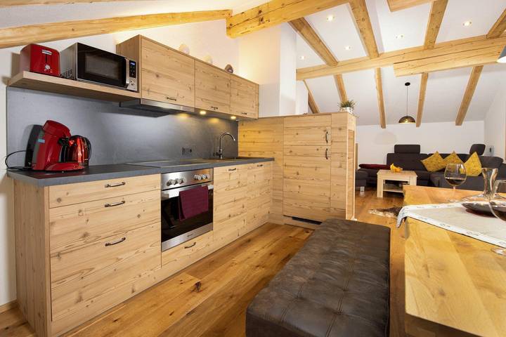 Ferienwohnung für 4 Personen, mit Garten und Ausblick im Lechtal