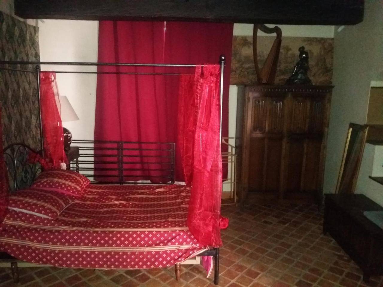 Double Room in Figeac, Lot