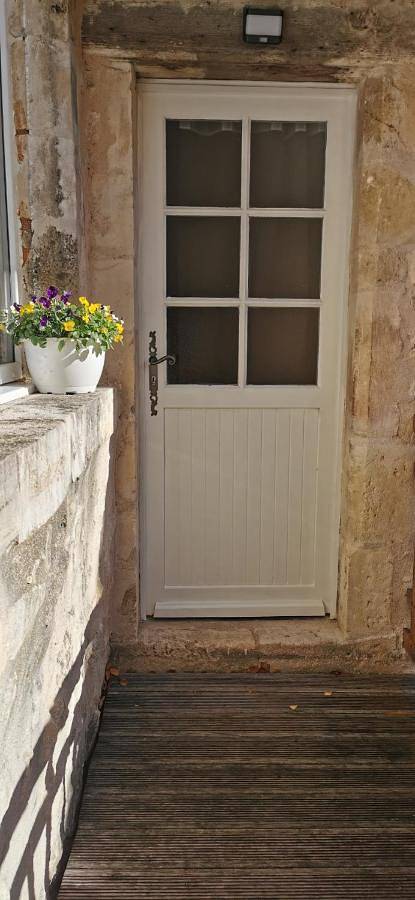 Double Room with Private Bathroom in Saint-Savin, Vienne (France)