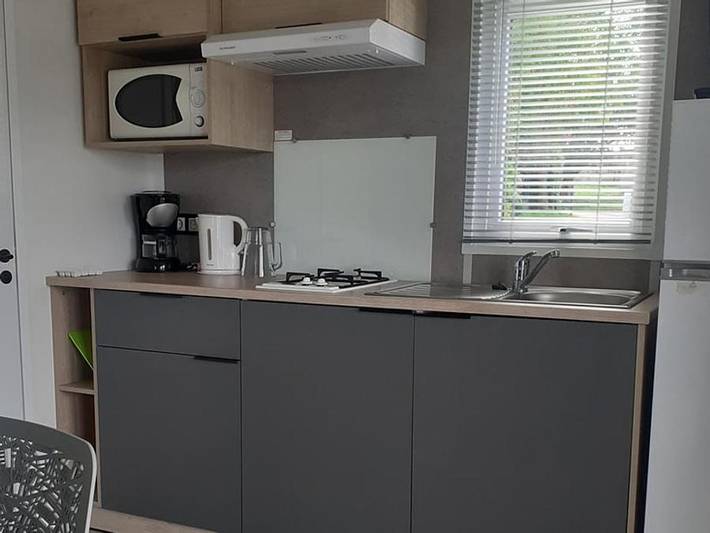 Mobil home pour 2 personnes, avec Bassin pour enfant dans les Deux-Sèvres - 4