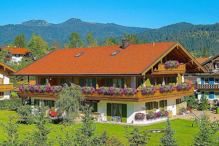Ferienwohnung für 4 Personen, mit Ausblick und Balkon