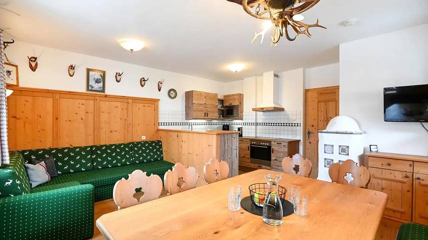 Chalet für 7 Personen, mit Balkon und Garten in Schladming - 4