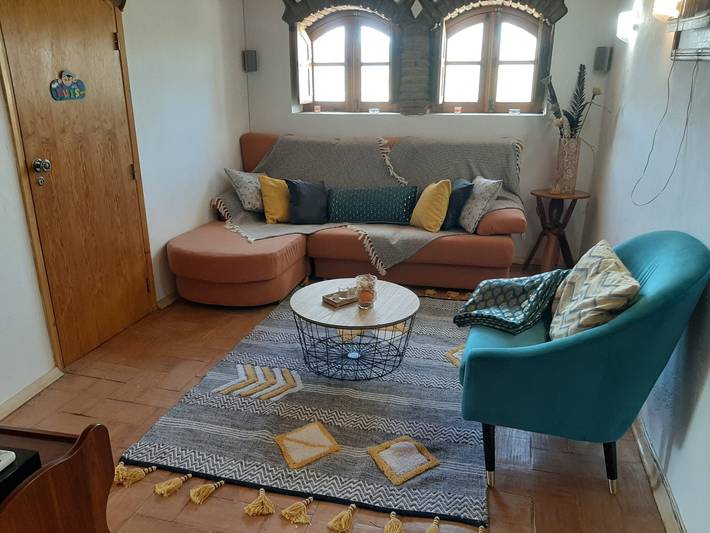 Villa 'Casa Da Maria Teresa V2' com Piscina Partilhada, Terraço Partilhado e Wi-Fi in S. Catarina da Fonte do Bpo, Distrito de Faro
