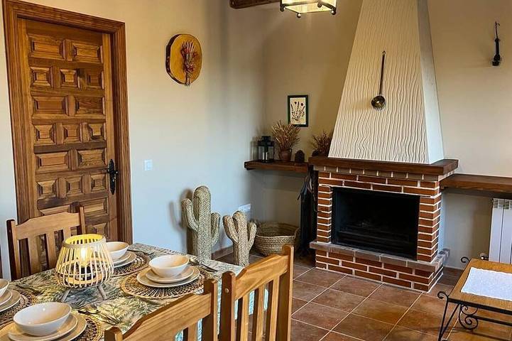 Holiday apartment for 6 people, with garden and balcony - 1