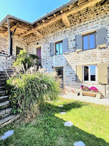 Gîte pour 10 personnes à Chiroubles