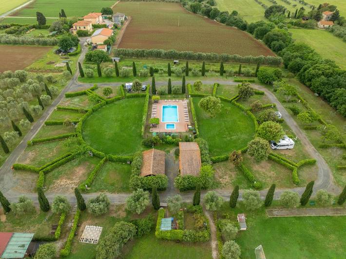 Casa vacanza per 3 persone, con Giardino e Piscina per bambini a Bibbona