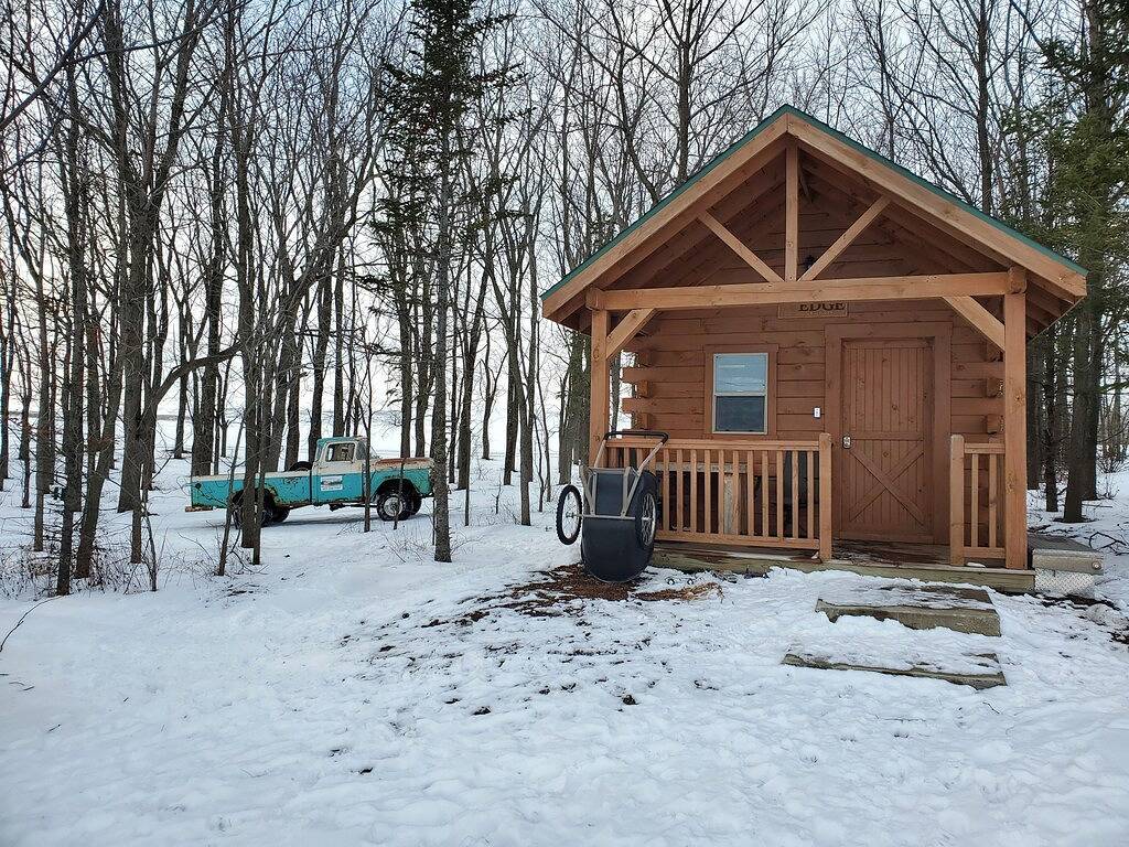 Rustic Cabin In The Woods, 5 Min To Rochester in Rochester (MN), Olmsted County