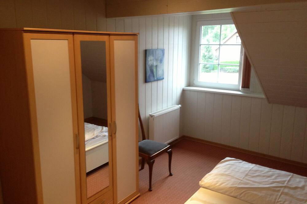 Ganze Wohnung, Adrianhof Apartment 3 in Brüggen, Niederrhein