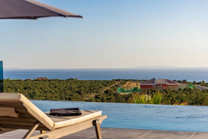 Modern Villa Porta in Novalja, Pag