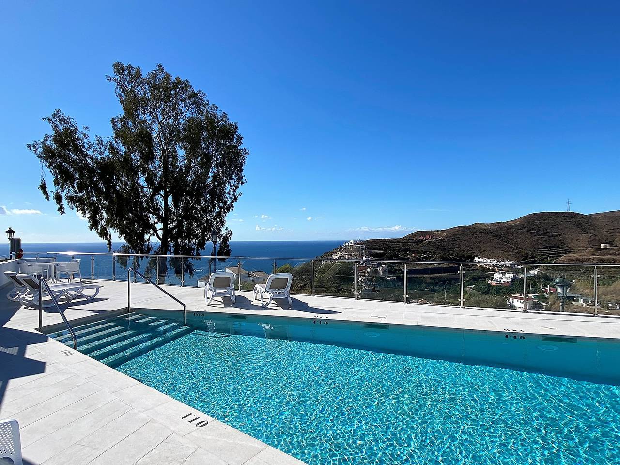 Entire apartment, Penthouse Balcon del Mar 121 by Casasol in Punta Lara (Nerja), Nerja