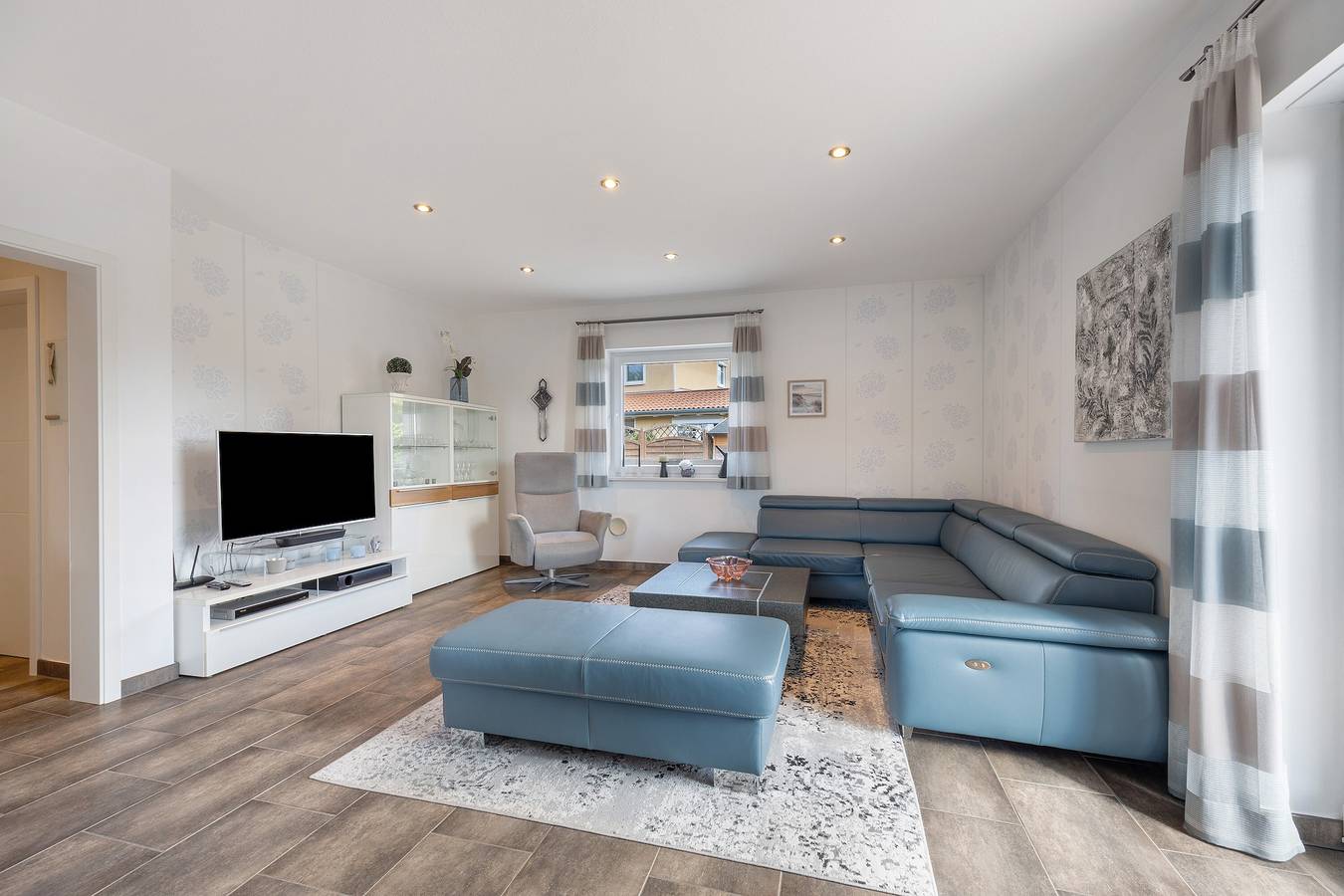 Ganze Wohnung, Ferienwohnung 'Sunny' mit privater Terrasse, privatem Garten und Wi-Fi in Altes Land Stade