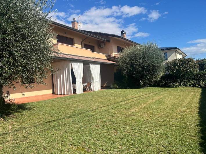 Location de vacances pour 3 personnes, avec jardin ainsi que jacuzzi et balcon à Bassano del Grappa - 4