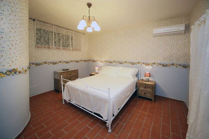 Country House/ piscina/ Free Wi-Fi in Amelia (municipality), Terni Province
