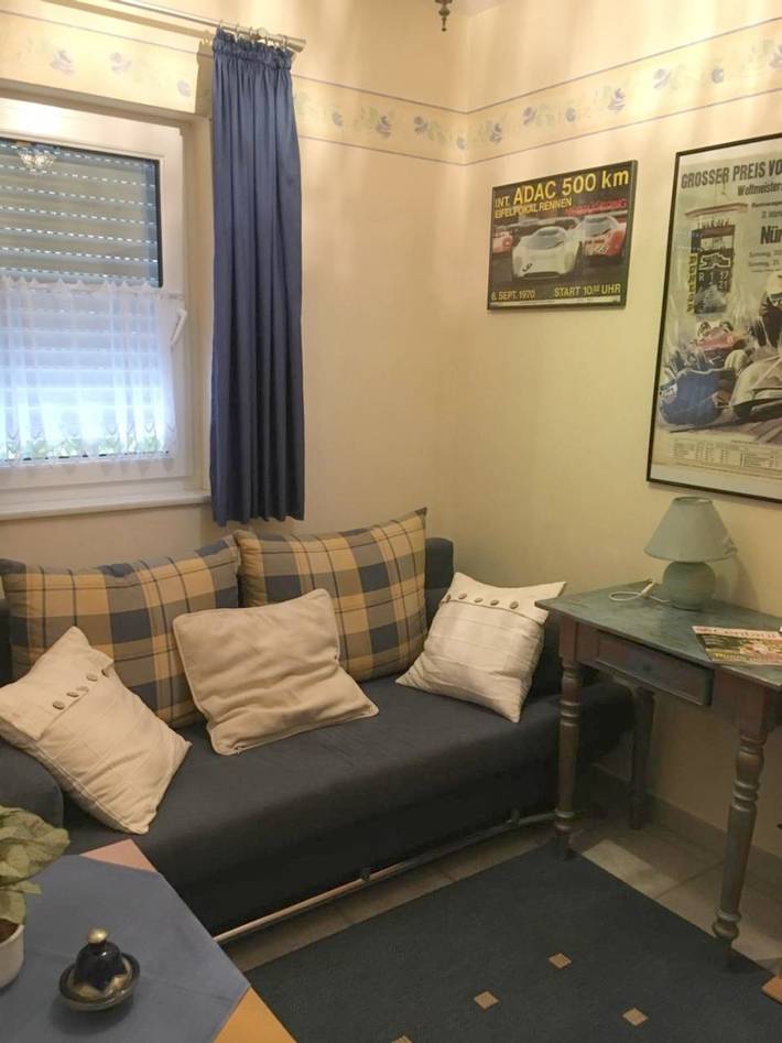 Location de vacances pour 2 personnes, avec vue et jardin, animaux acceptés à Müllenbach - 3