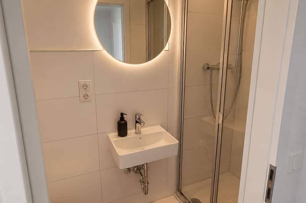 Ganze Wohnung, Modernes Apartment | Bis 5 Personen | Küche & Wlan in Dormagen, Rhein-Kreis Neuss