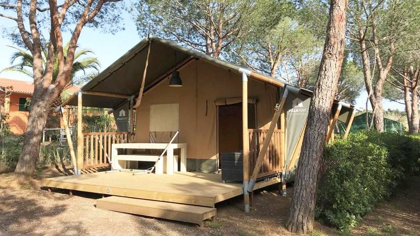 Tente pour 5 personnes, avec terrasse ainsi que piscine et jacuzzi à l' Ile d'Elbe - 3