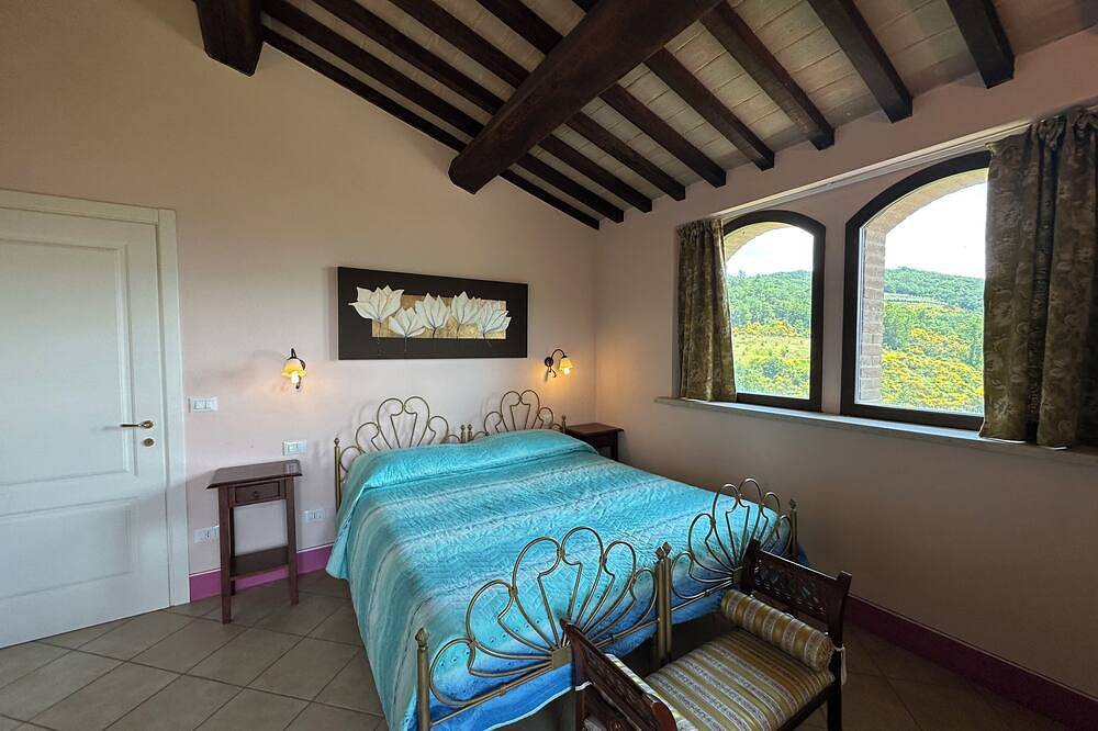 2 Lovely Apartments With Reserved Pool: Privacy And Freedom in Gualdo Cattaneo, Province de Pérouse