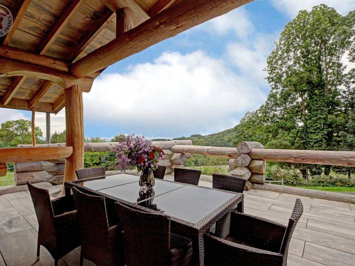 Casa Rural Encantadora con Jacuzzi en los Montes del Forez in Saint-Jean-Soleymieux, Montbrison