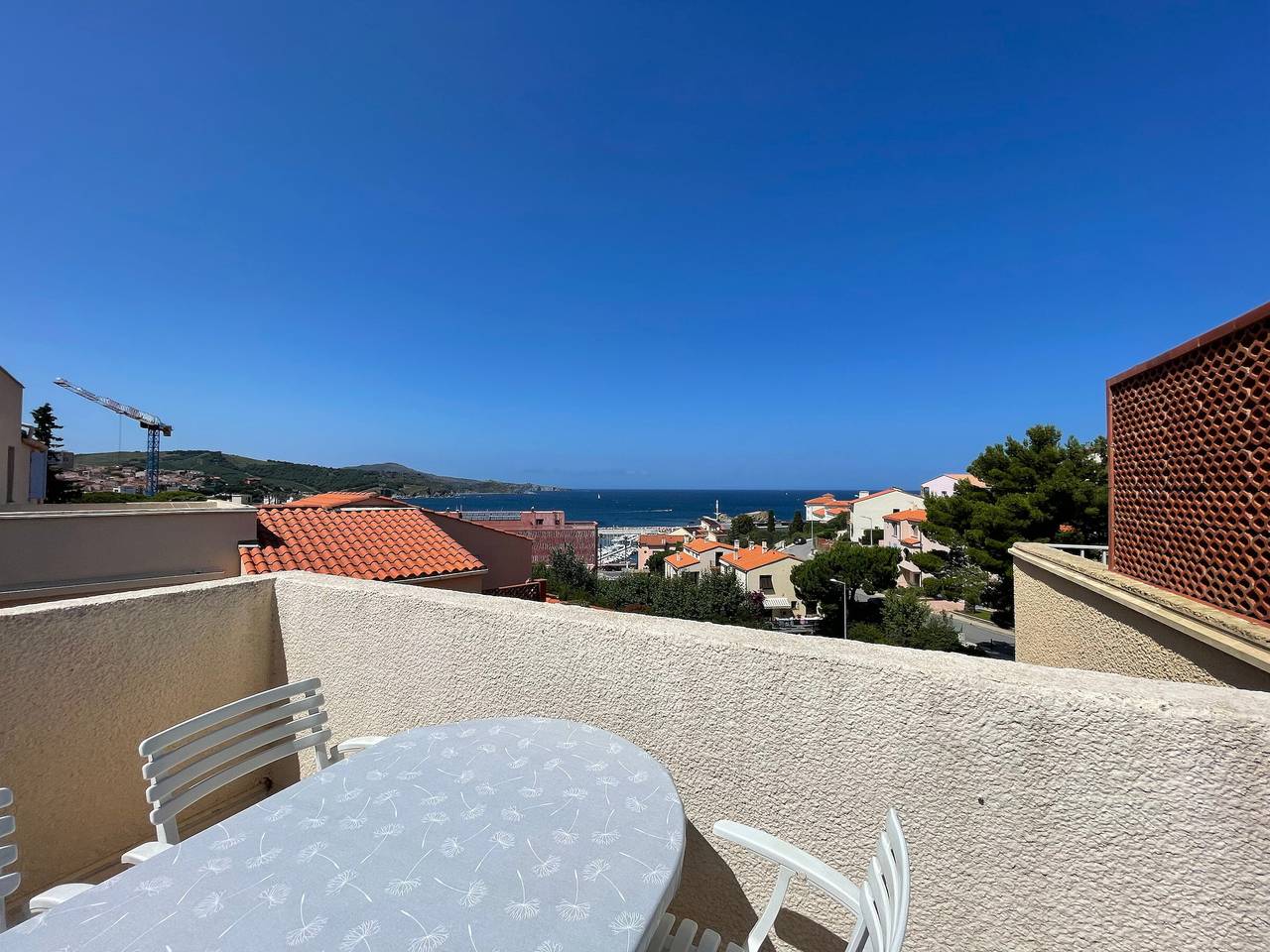 Appartement entier, Appart à Banyuls-sur-Mer, terrasse, parking, clim, vue mer in Côte Vermeille, Banyuls-sur-Mer