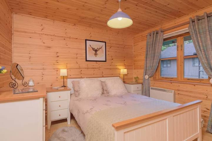 Ben Macdui - sleeps 6 guests  in 3 bedrooms in Banchory, Aberdeenshire
