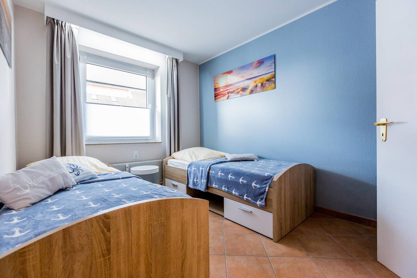 Ganze Wohnung, Strandnixe 204  mit 2 Schlafzimmer, Fahrstuhl, 3 x Tv und Westbalkon,Geschirrspüler , Pkw Stellplatz, Wlan ! in Döse, Cuxhaven