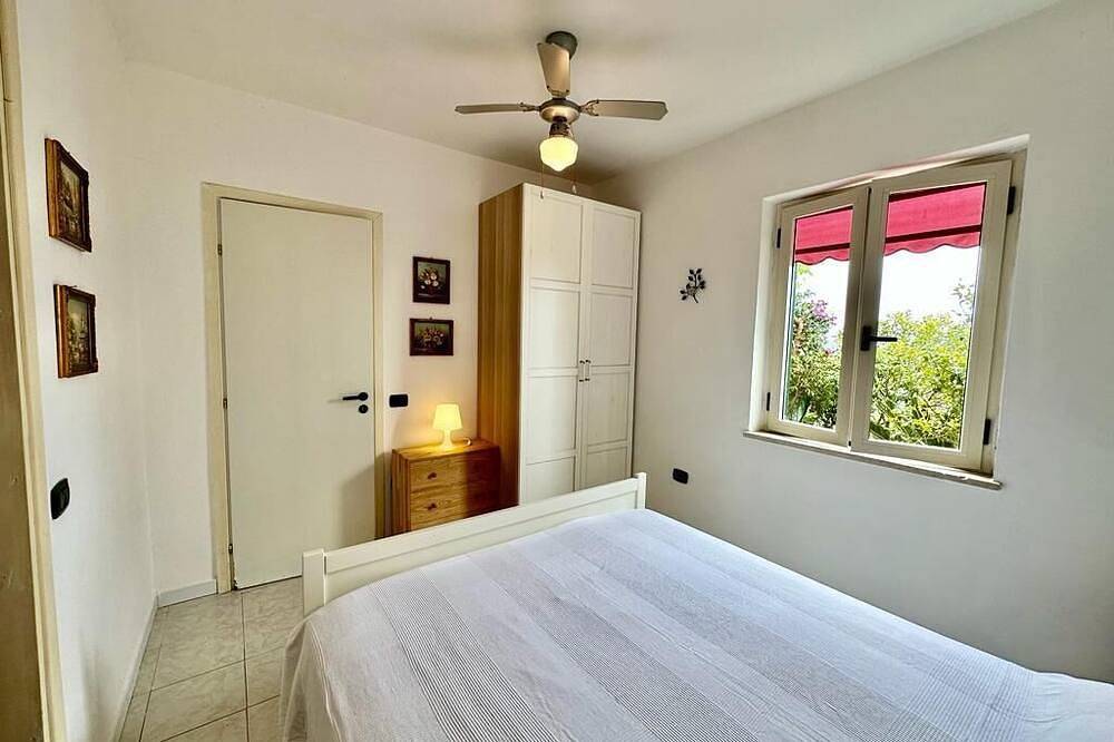 Geheel appartement, The garden with a view of Tropea in Parghelia, Provincie Vibo Valentia