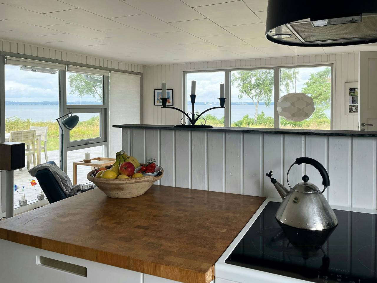 Ferienhaus mit Panoramablick über Kaløvig in Dejret, Knebel