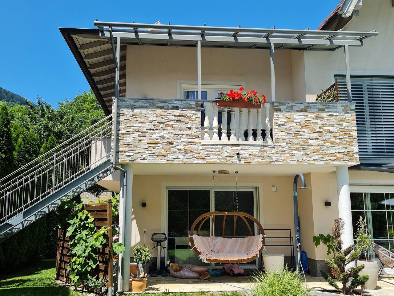 Geheel appartement, Appartement in Aschau met Zillertal Uitzicht in Aschau im Zillertal, Tiroler Unterland