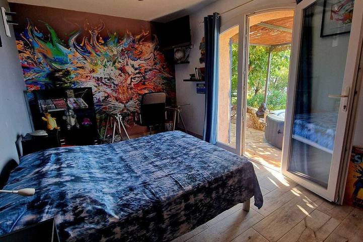 Villa pour 6 personnes, avec jacuzzi ainsi que terrasse et jardin dans Anthéor - 3