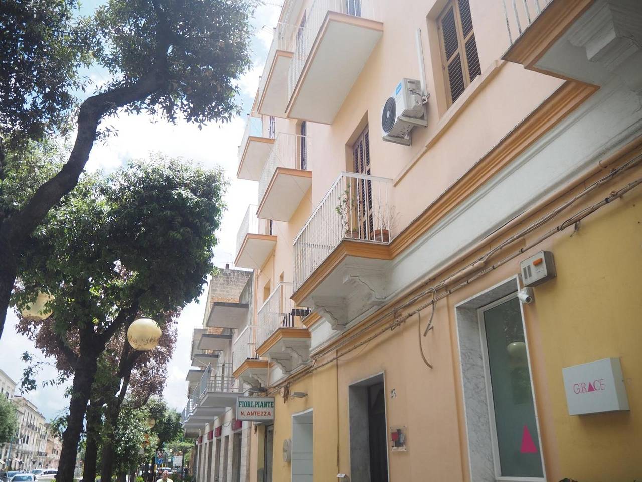 Entire apartment, Apartment 'Sub Civico 23' with Balcony, Wi-Fi and Air Conditioning in Matera, Piana del Metaponto